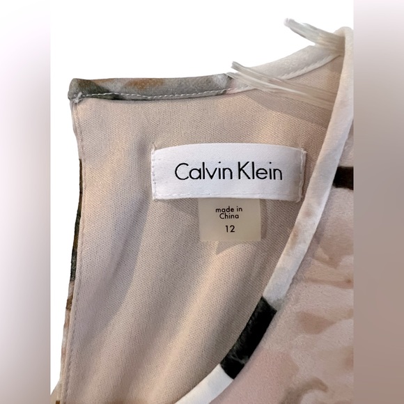 Calvin Klein Sleeveless Dress - Size 12 never worn - Picture 6 of 11